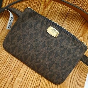 MICHAEL KORS  funny pack belt bag MK logo bag